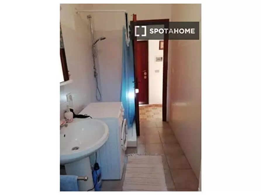Immagine 14 di Appartamento in affitto  in Via Acquaroni a Roma