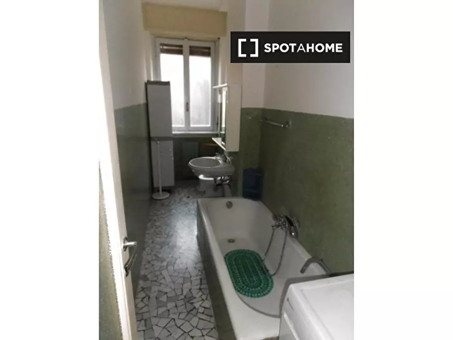 Immagine 7 di Camera condivisa in affitto  in Viale Lucania, 20139 Milano MI, Italy a Milano
