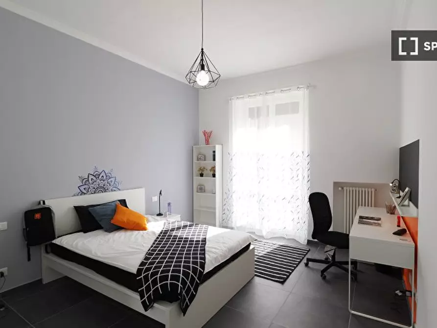 Immagine 1 di Camera condivisa in affitto  in Corso Peschiera a Torino