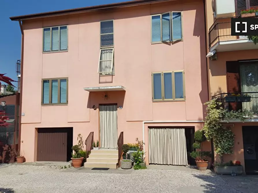 Immagine 7 di Camera condivisa in affitto  in Via Plebiscito a Padova