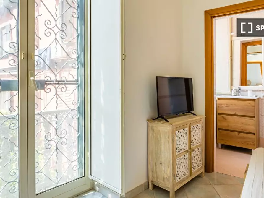 Immagine 13 di Appartamento in affitto  in Vico del Vasto a Chiaia a Napoli