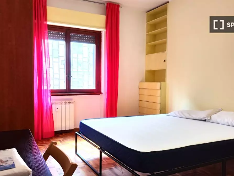 Immagine 9 di Camera condivisa in affitto  in Via Francesco Orestano a Roma