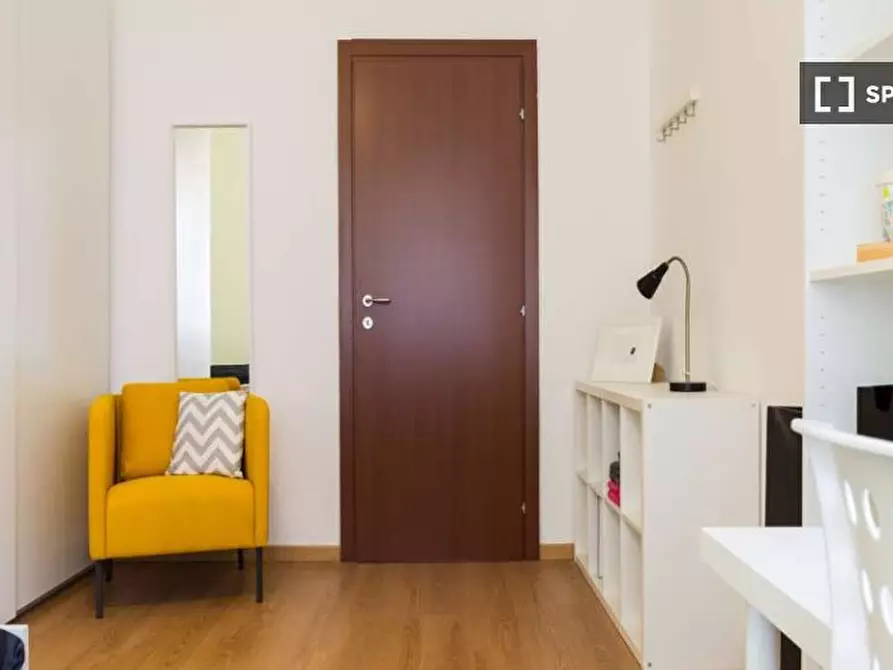 Immagine 5 di Camera condivisa in affitto  in Via Dei Mandorli Milan a Buccinasco