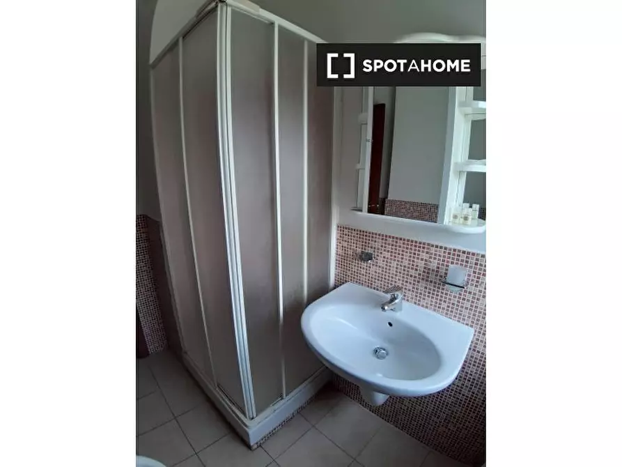 Immagine 6 di Ufficio in affitto  in Viale della Venezia Giulia a Roma