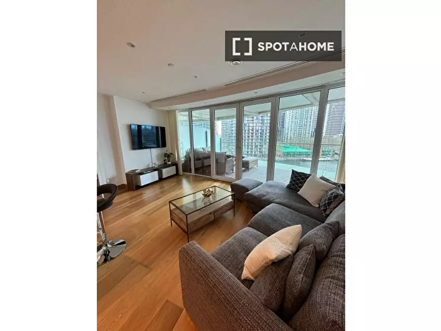Immagine 3 di Appartamento in affitto  in Crossharbour Plaza a Poplar