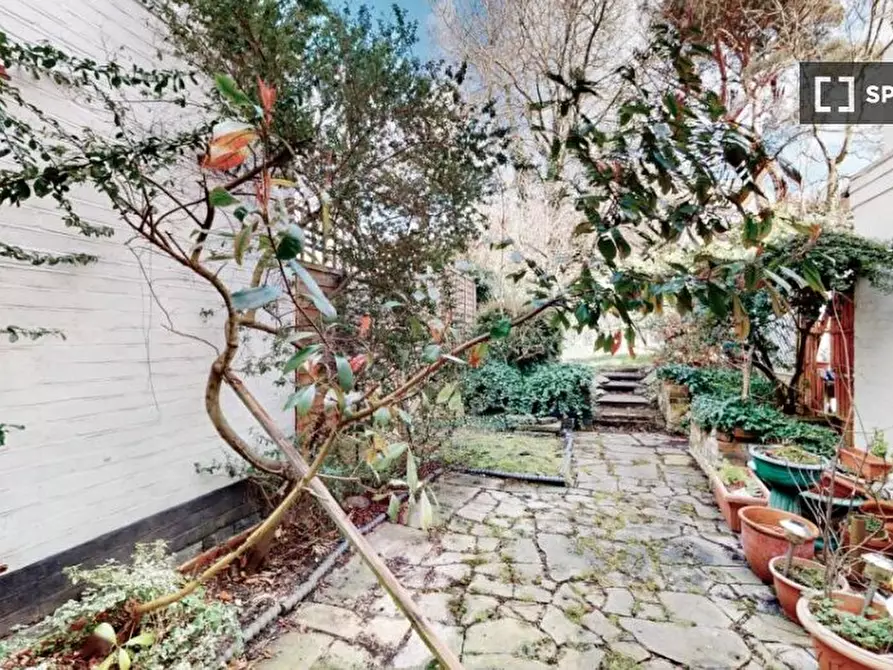 Immagine 11 di Appartamento in affitto  in Finchley Rd a Camden Town