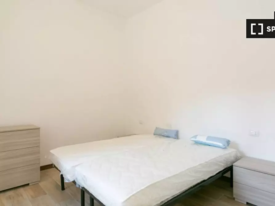 Immagine 2 di Camera condivisa in affitto  in Via Umberto Fogagnolo a Sesto San Giovanni