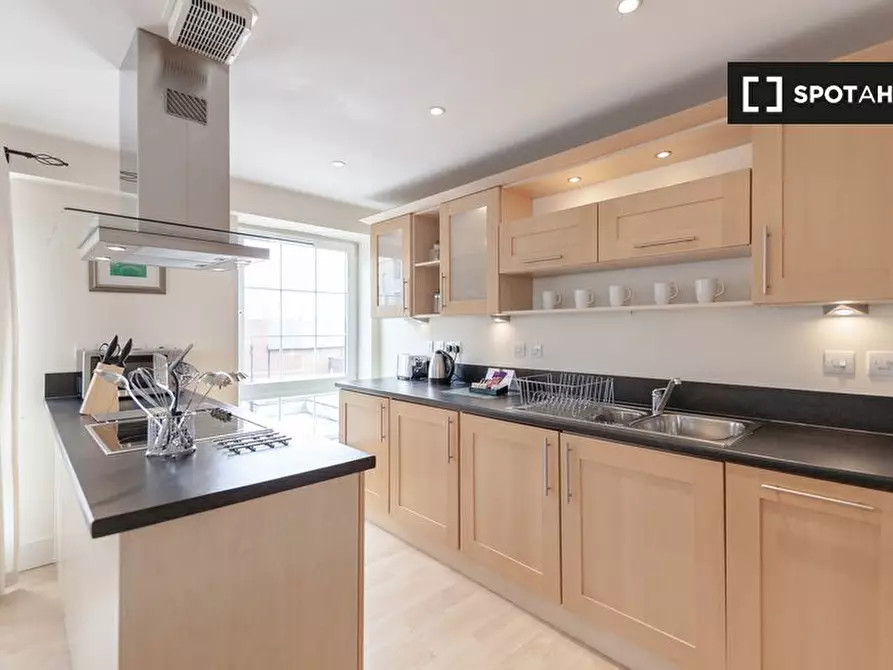 Immagine 6 di Appartamento in affitto  in Station Approach a Epsom