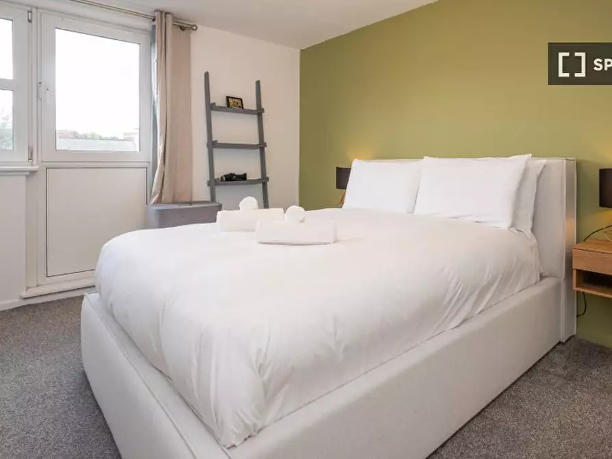 Immagine 17 di Appartamento in affitto  in Vulcan Way a Islington