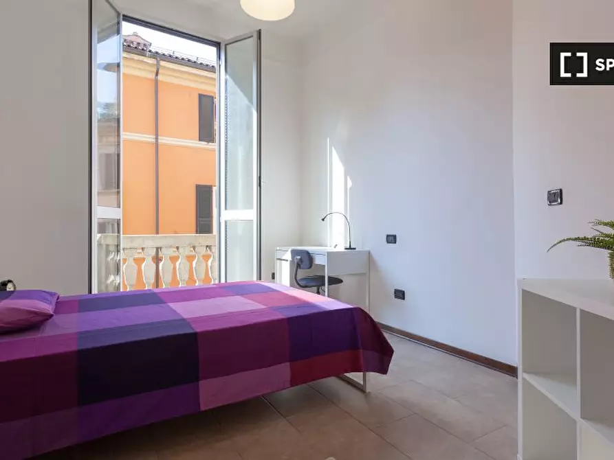 Immagine 5 di Camera condivisa in affitto  in Via Giuseppe Petroni a Bologna