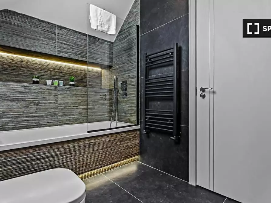 Immagine 19 di Appartamento in affitto  in Flat Goldman House - 122 Wembley Park drive HA9 8HP a Brent