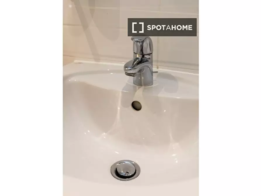 Immagine 9 di Appartamento in affitto  in Rye Ln a Camberwell