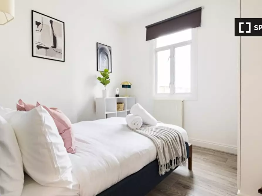 Immagine 7 di Appartamento in affitto  in Goldhawk Rd a Hammersmith