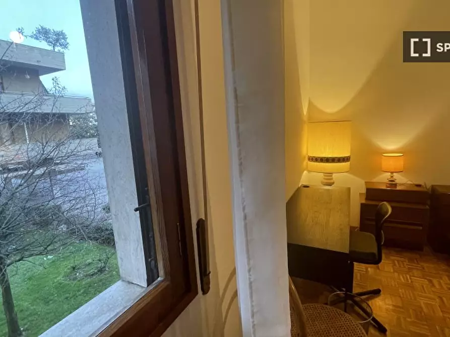 Immagine 4 di Camera condivisa in affitto  in Via Ugo Foscolo a Scandicci