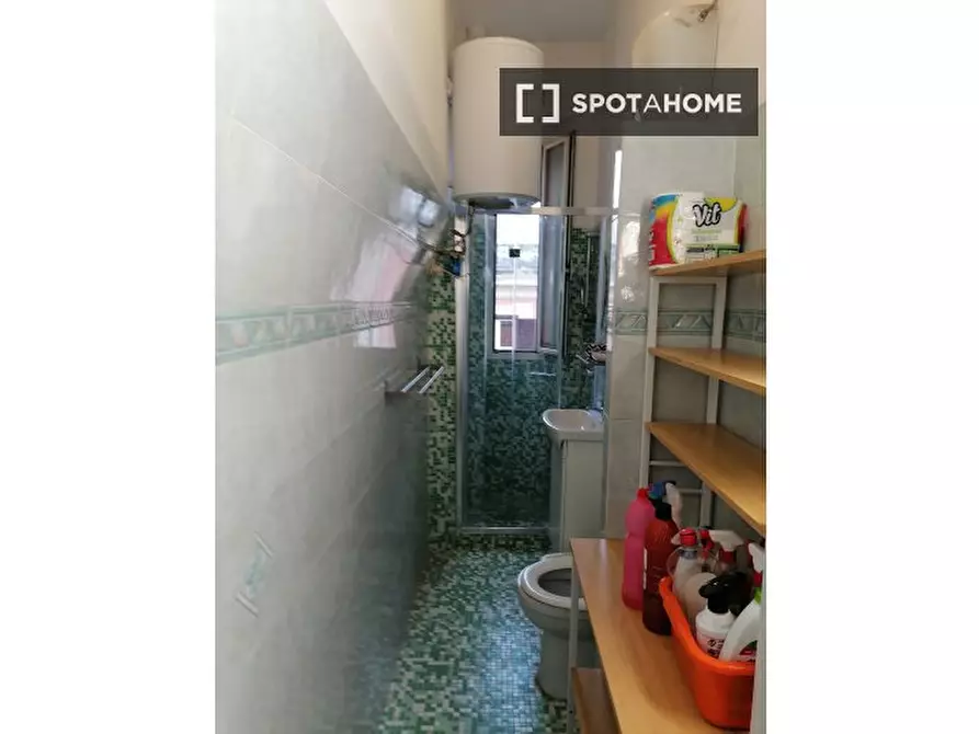 Immagine 6 di Appartamento in affitto  in Via dei Marsi a Roma