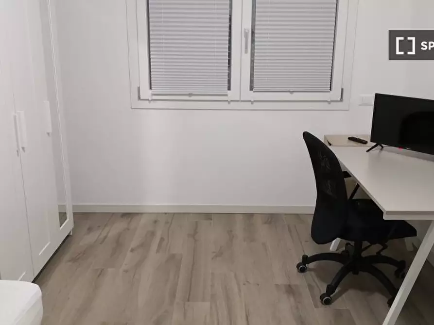 Immagine 8 di Camera condivisa in affitto  in Via Vecchia a Padova