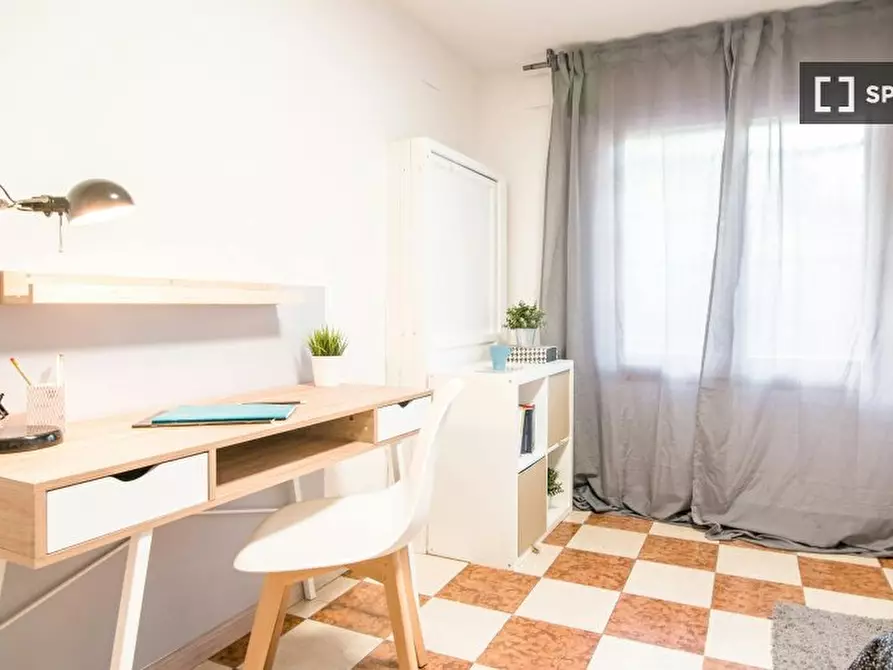 Immagine 2 di Camera condivisa in affitto  in Via Tiziano Aspetti a Padova