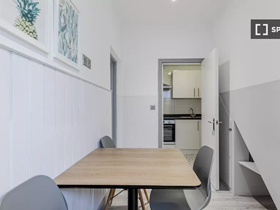 Immagine 9 di Appartamento in affitto  in Apartment a Kensington