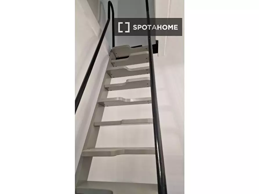 Immagine 10 di Appartamento in affitto  in Via Pietro Crespi a Milano