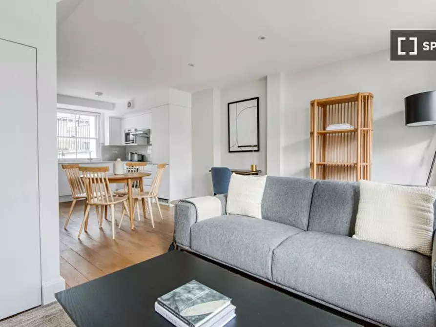 Immagine 1 di Appartamento in affitto  in A Lower Marsh a Camberwell