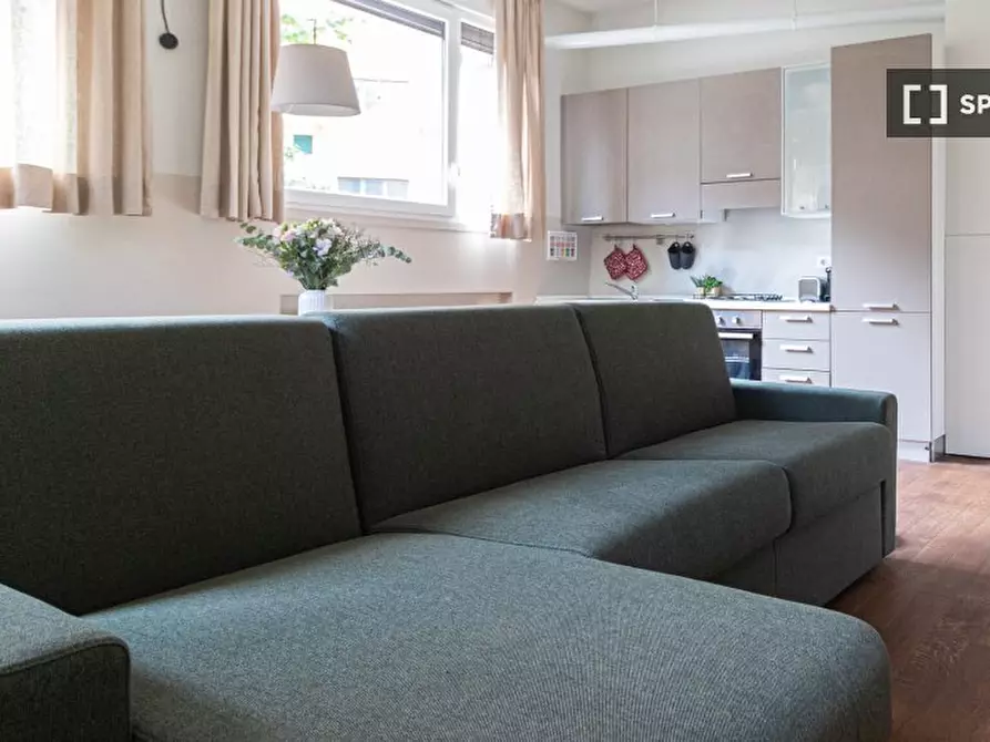 Immagine 9 di Appartamento in affitto  in Via Beato Angelico a Milano