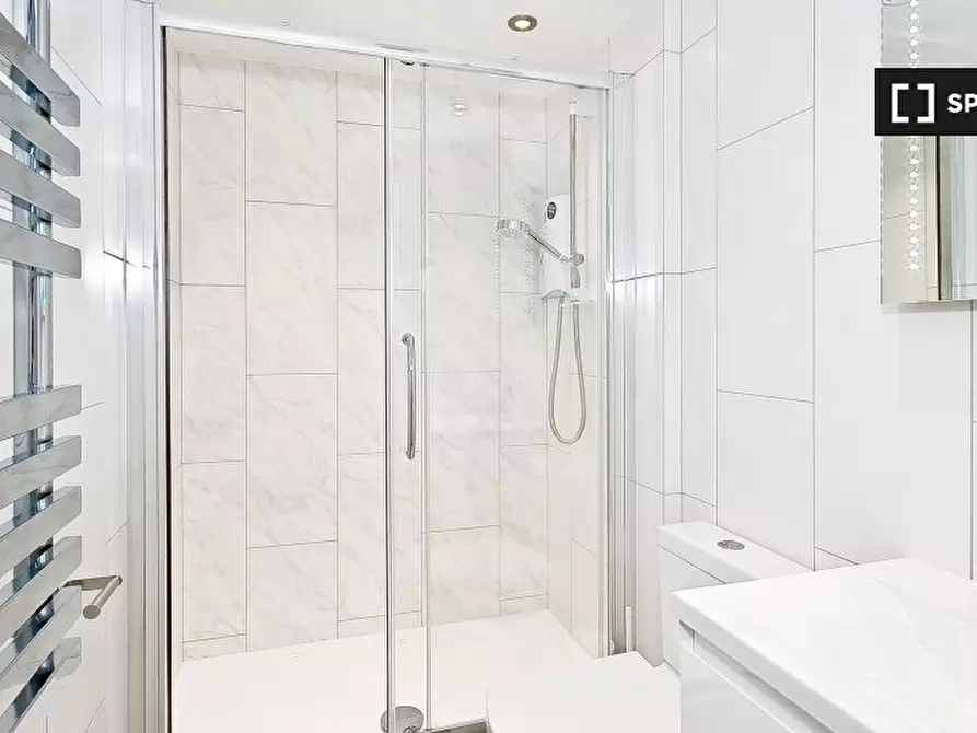 Immagine 8 di Appartamento in affitto  in Flat Eldon Chambers a 