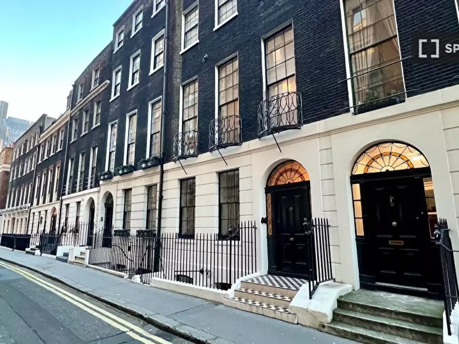 Immagine 12 di Ufficio in affitto  in Craven St a 