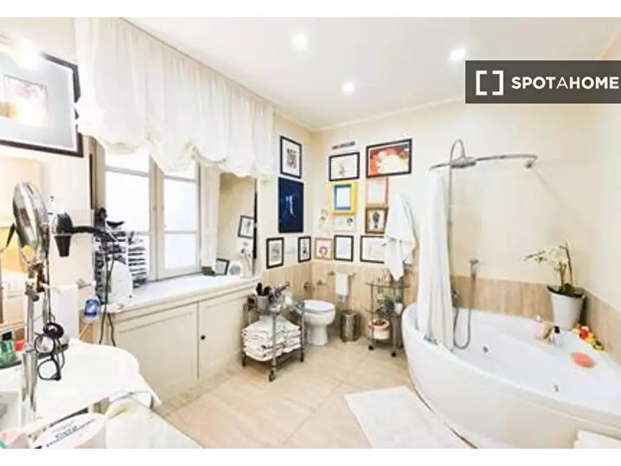 Immagine 18 di Appartamento in affitto  in Via Merulana a Roma