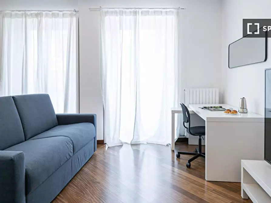 Immagine 11 di Appartamento in affitto  in Via Fabbri a Milano