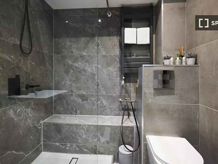 Immagine 8 di Appartamento in affitto  in Boundary Road a Paddington