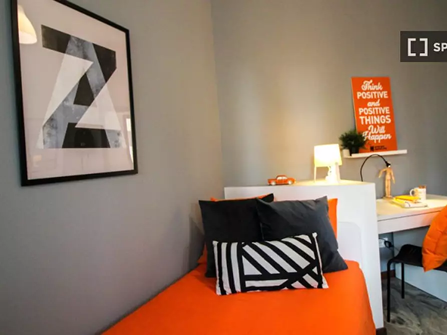 Immagine 2 di Camera condivisa in affitto  in Laura Bassi Veratti a Bologna