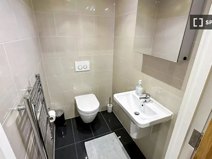 Immagine 8 di Appartamento in affitto  in Mintern St a Islington