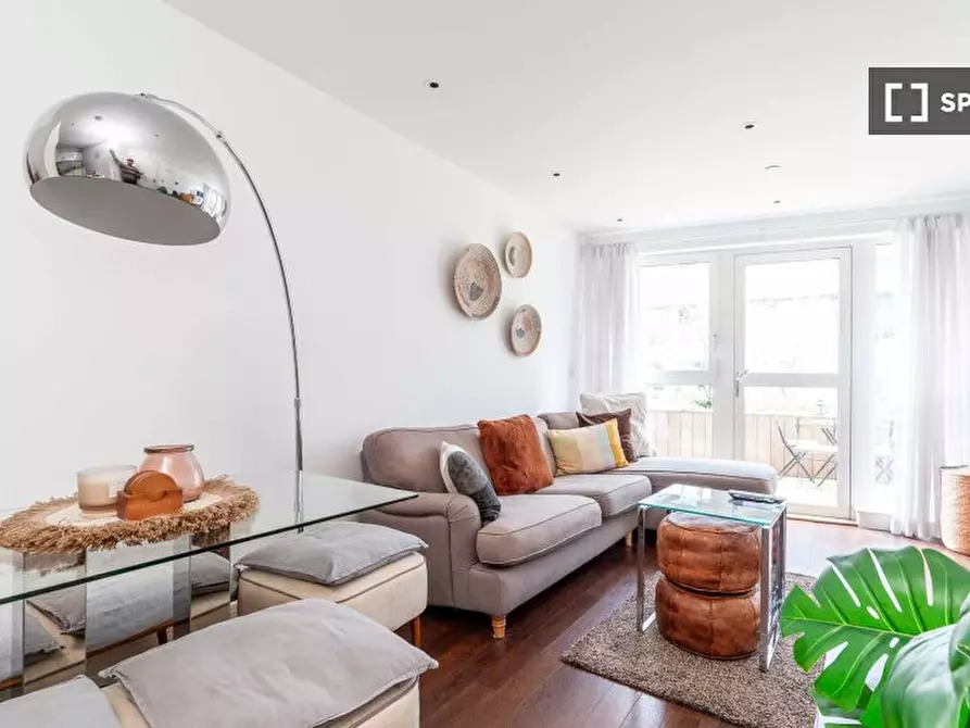 Immagine 8 di Appartamento in affitto  in Queensland Road a Islington