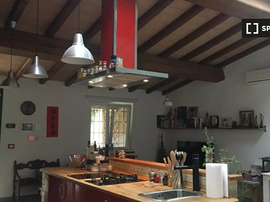 Immagine 6 di Appartamento in affitto  in Via di Tor Pagnotta a Roma