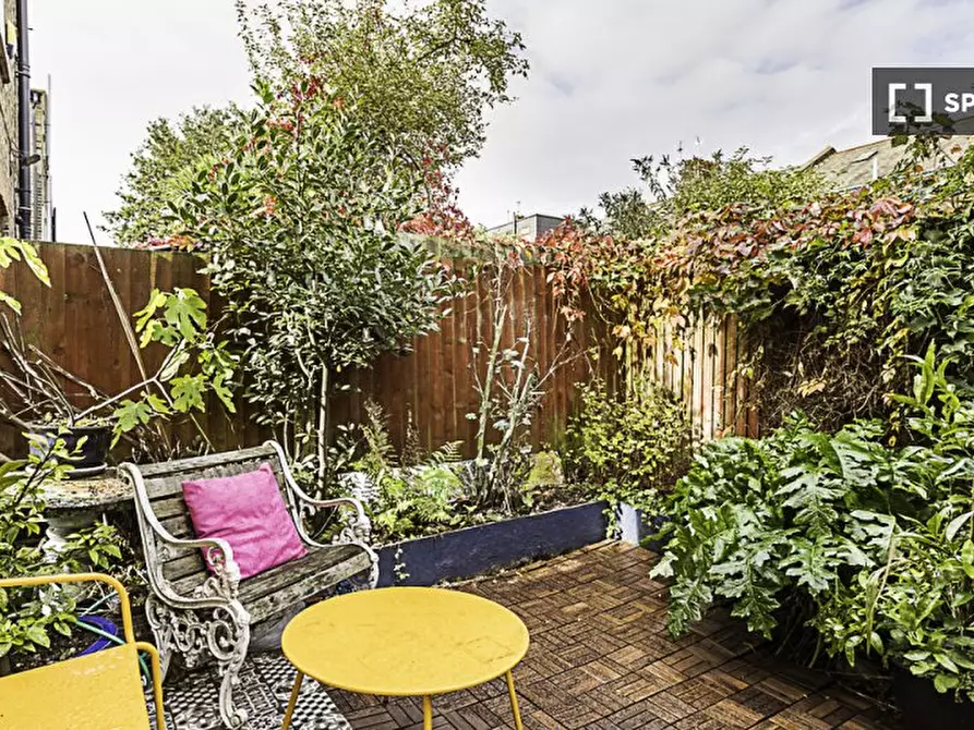 Immagine 5 di Appartamento in affitto  in Grafton Road a Ealing