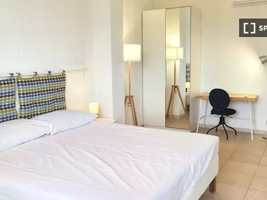 Immagine 13 di Appartamento in affitto  in angolo Piazza Carbonari a Milano