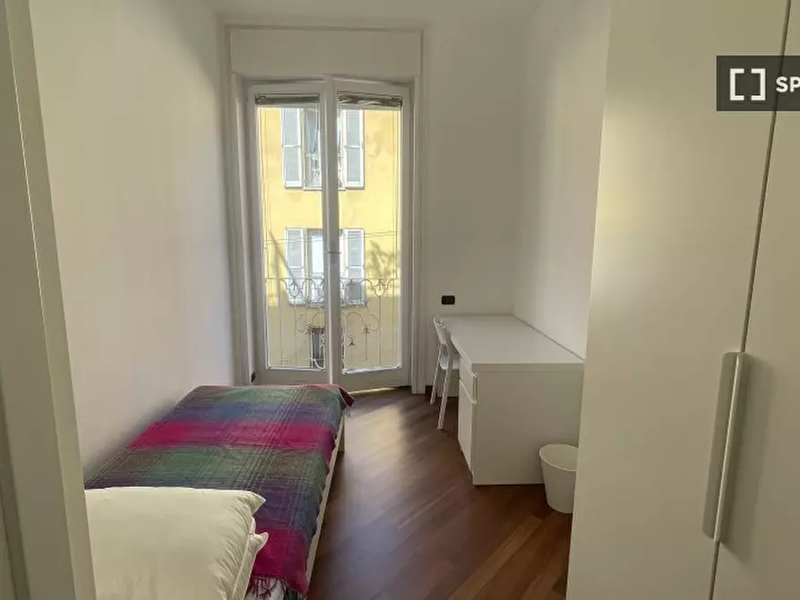 Immagine 1 di Camera condivisa in affitto  in Via della Guastalla a Milano
