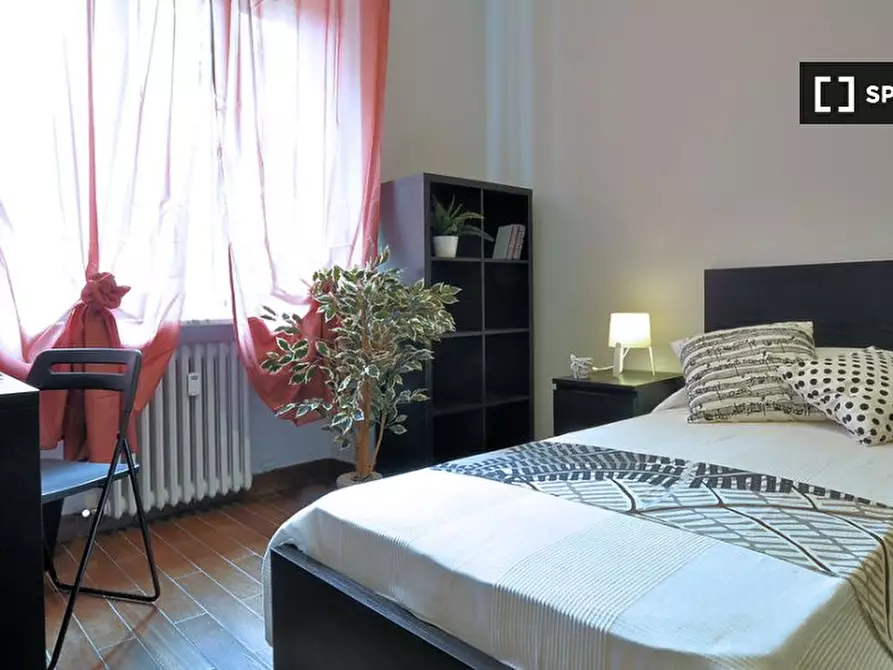 Immagine 3 di Camera condivisa in affitto  in Via Perosa a Torino