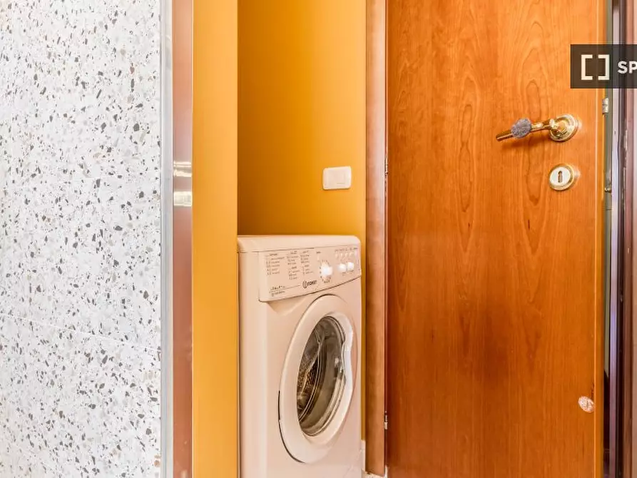 Immagine 18 di Appartamento in affitto  in Via Ostiense a Roma