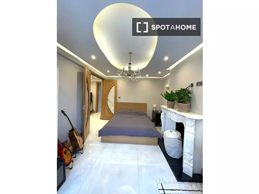 Immagine 1 di Appartamento in affitto  in Townshend Rd a Paddington