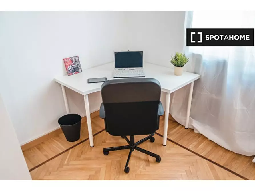 Immagine 5 di Camera condivisa in affitto  in Via Sant'Agostino a Torino