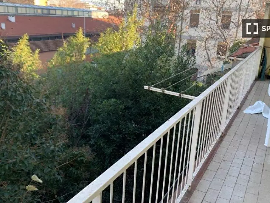 Immagine 7 di Camera condivisa in affitto  in Viale Corsica a Firenze