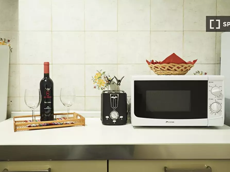 Immagine 14 di Camera condivisa in affitto  in Via Cipro a Roma