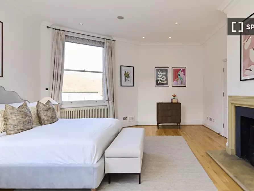 Immagine 9 di Appartamento in affitto  in Rudall Cres a Camden Town