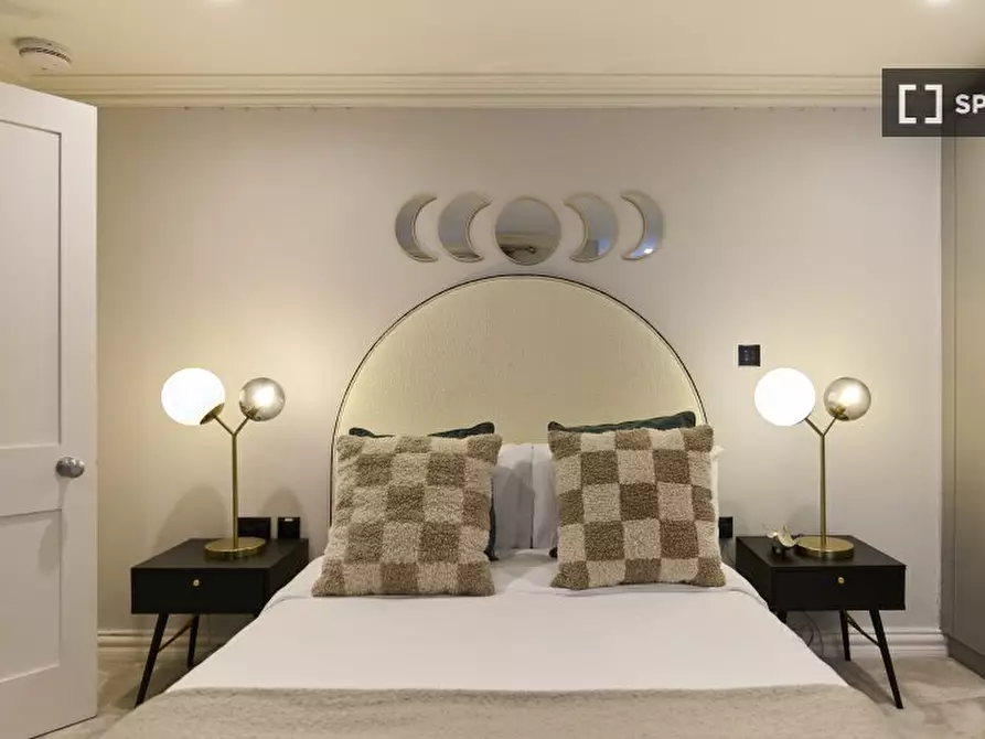 Immagine 3 di Appartamento in affitto  in Kensington Gardens Square a Paddington