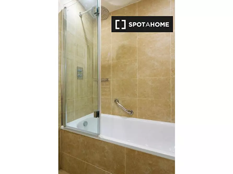 Immagine 12 di Appartamento in affitto  in Berkeley Gardens a Kensington