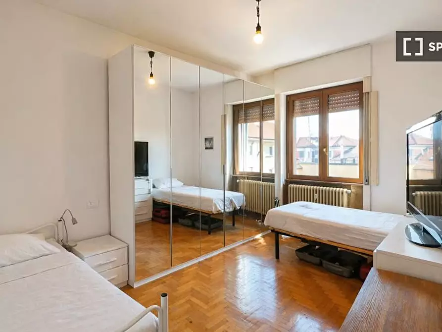 Immagine 10 di Camera condivisa in affitto  in Via Valsugana a Milano