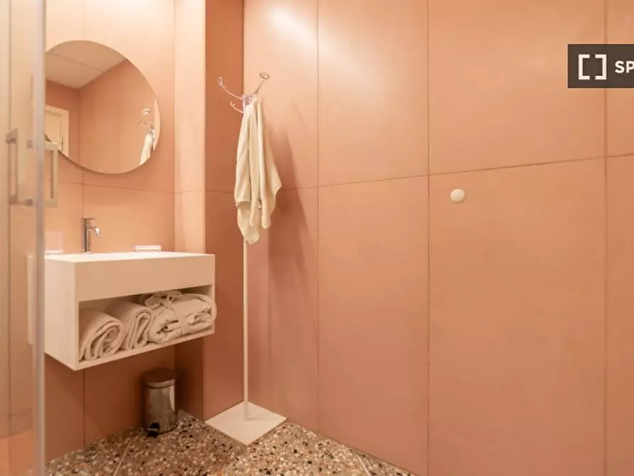 Immagine 4 di Appartamento in affitto  in Via Edmondo de Amicis a Milano