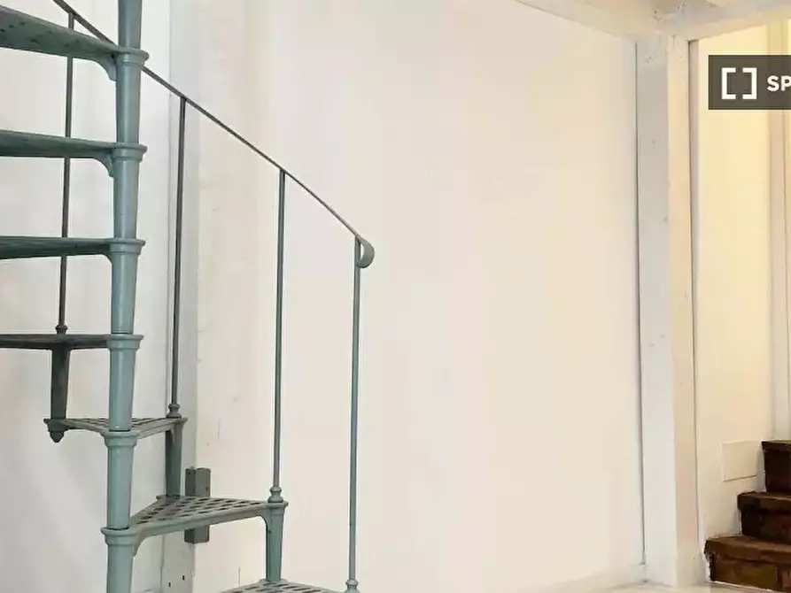 Immagine 5 di Appartamento in affitto  in Via di S. Giovanni in Laterano a Roma