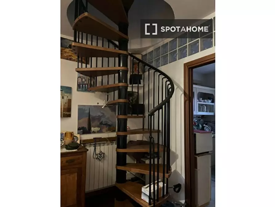 Immagine 16 di Camera condivisa in affitto  in Via Paolo Rosi a Roma